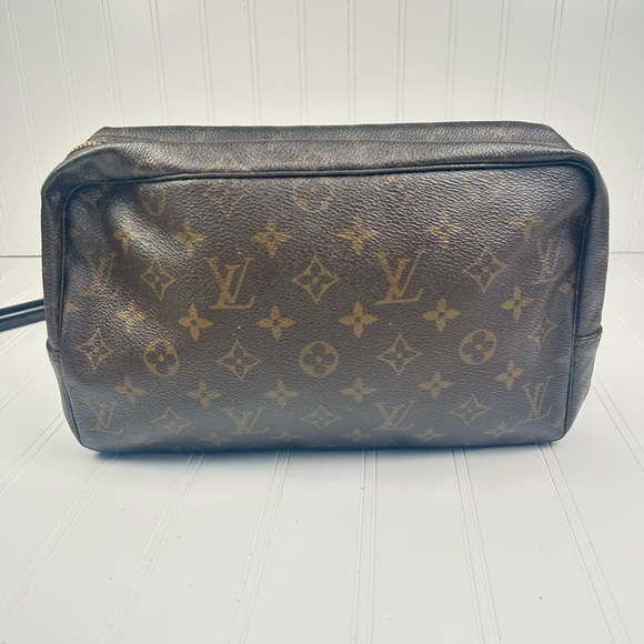 Louis Vuitton Trousse 28 Unisex Brown Monogram canvas Cosmetic Bag - Picture 3 of 15